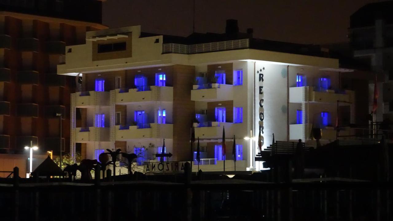 Hotel Record Riccione Kültér fotó